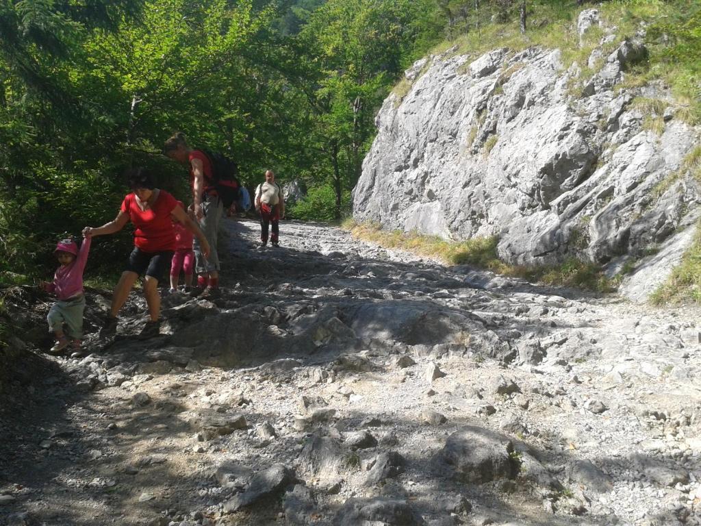 Chata Bešeňová Zewnętrze zdjęcie